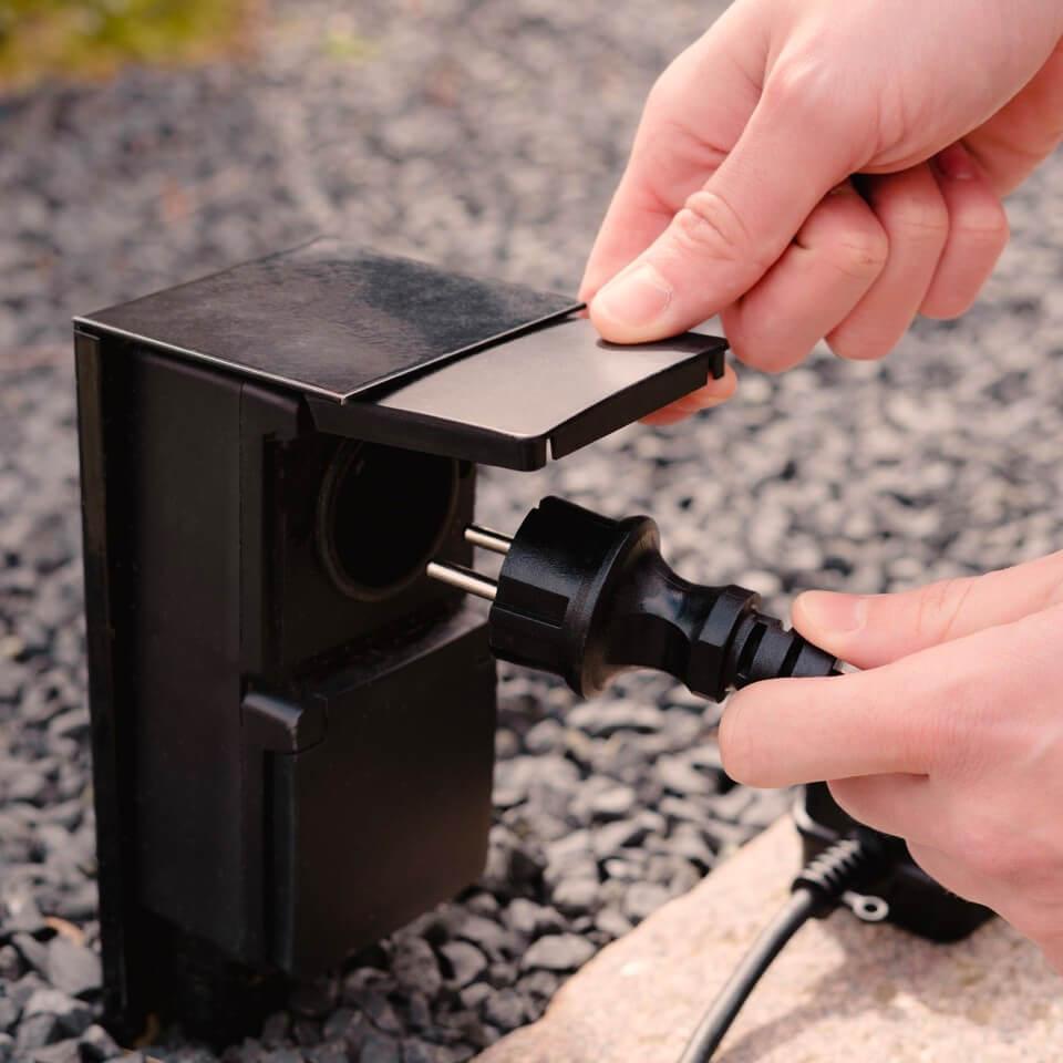 Hombli Smart Pathway Light